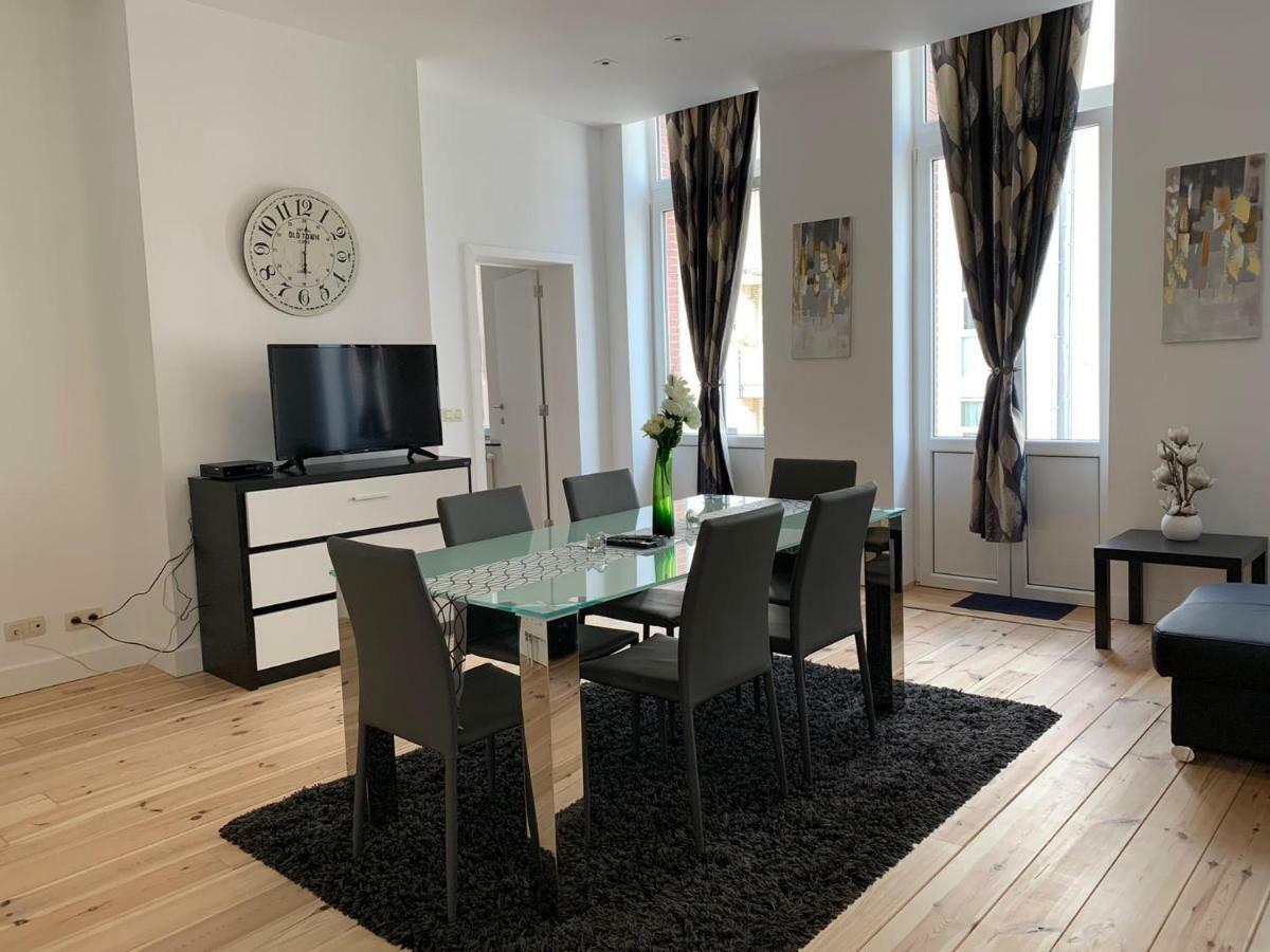 Modern Apartment First Floor Brussels Exterior photo