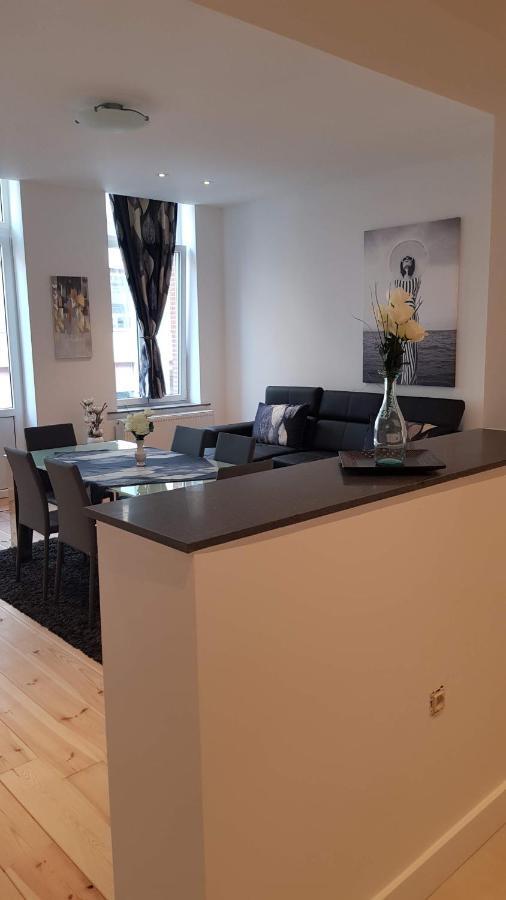 Modern Apartment First Floor Brussels Exterior photo