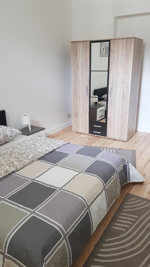 Modern Apartment First Floor Brussels Exterior photo